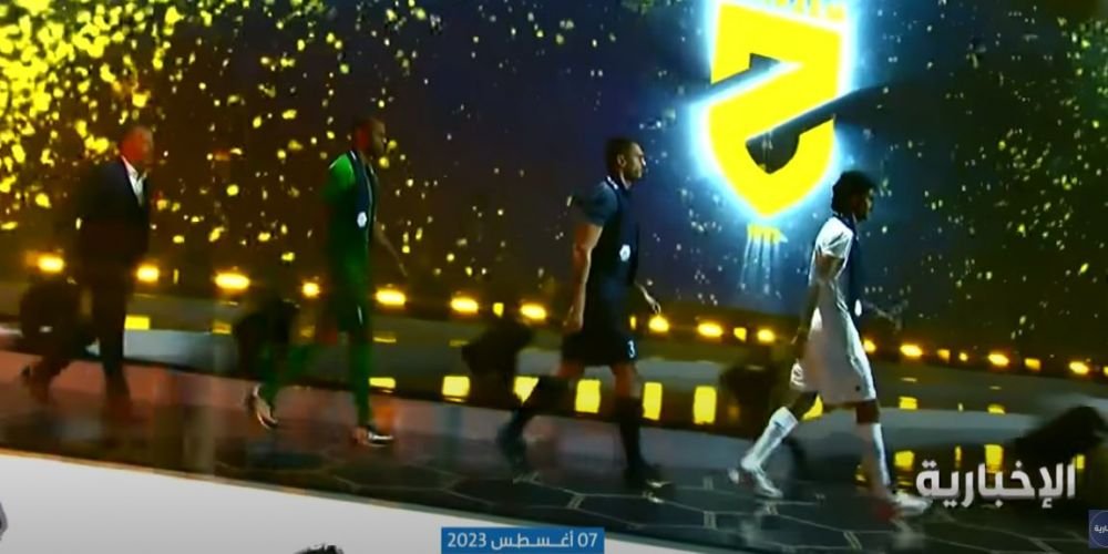 Andrei Burcă și Cosmin Contra, pe scenă cu Benzema, Kante și Gerrard! Imagini spectaculoase de la prezentarea starurilor transferate în Arabia Saudită _2