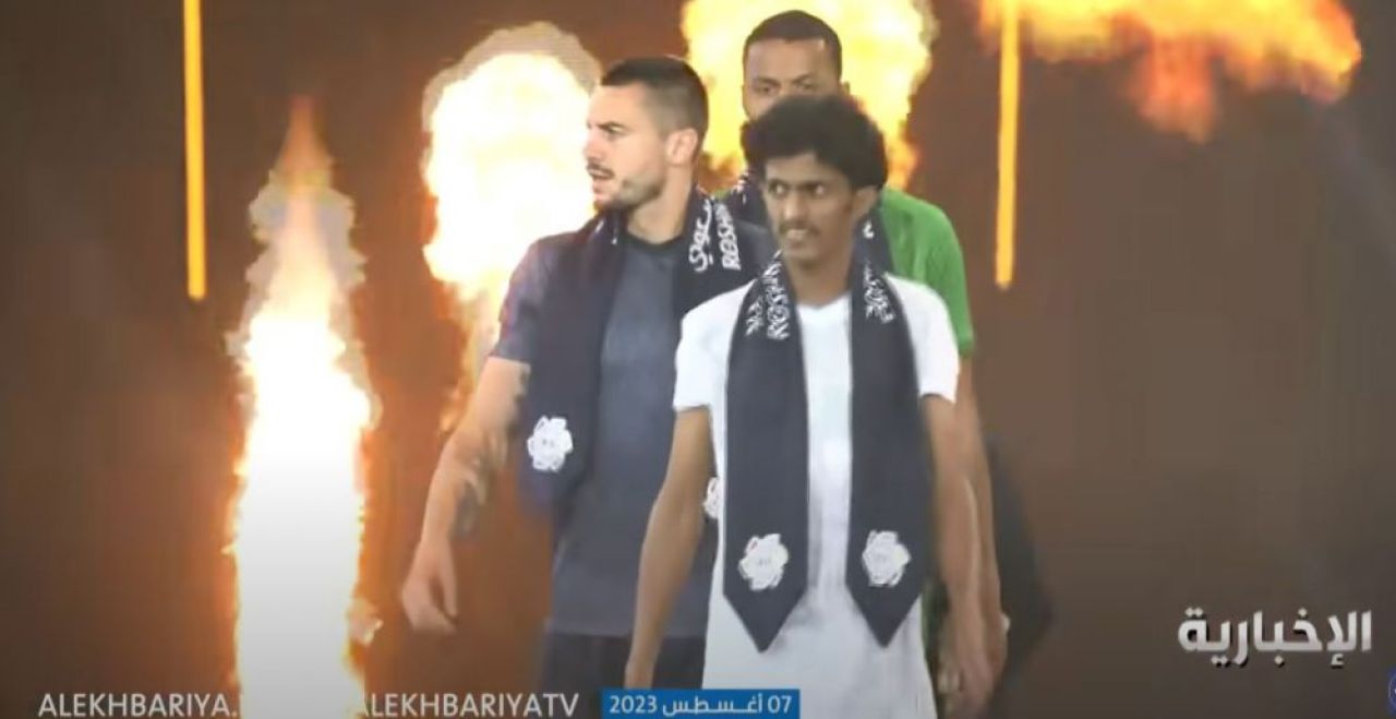 Andrei Burcă și Cosmin Contra, pe scenă cu Benzema, Kante și Gerrard! Imagini spectaculoase de la prezentarea starurilor transferate în Arabia Saudită _3