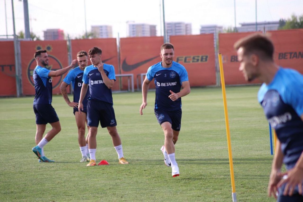 Cele mai tari imagini de la antrenamentul FCSB! Vicecampioana se pregătește de meciul cu FC Nordsjaelland_9