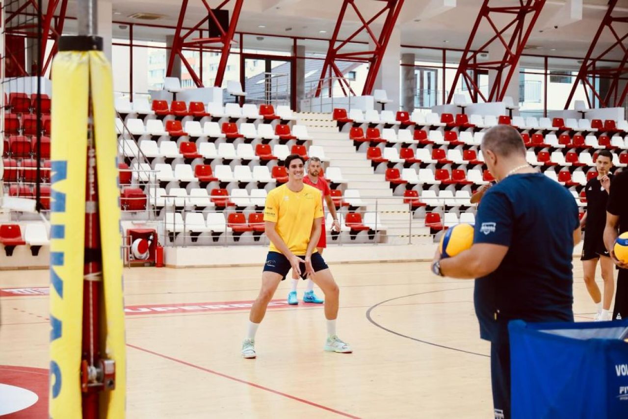 Unul dintre cei mai mari antrenori din istoria voleiului vrea să readucă Dinamo la gloria de odinioară_8