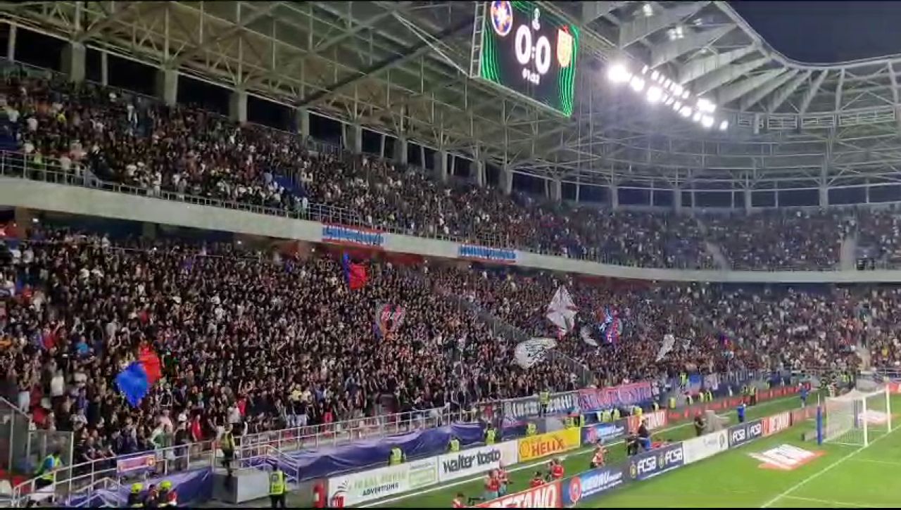 Galeria FCSB a mai pregătit un banner special pe Ghencea, la meciul cu Nordsjaelland_16