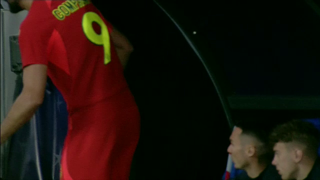 Andrea Compagno și-a vărsat nervii după ce a fost scos de pe teren, în FCSB - Nordsjaelland_29