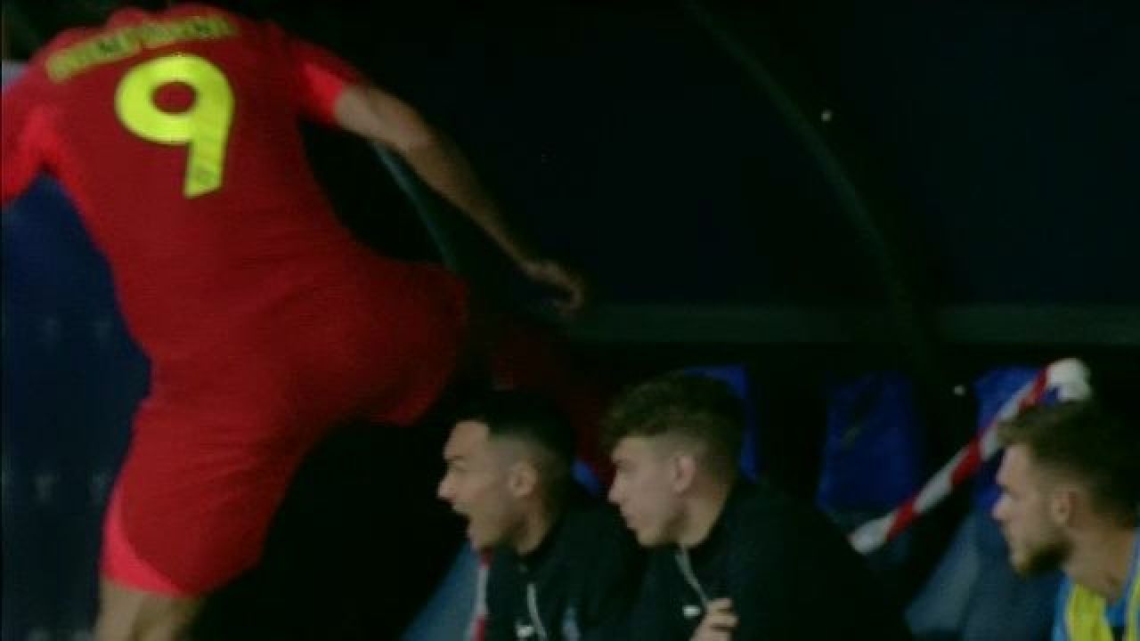 Reacția lui Elias Charalambous, după ce a văzut ieșirea nervoasă a lui Andrea Compagno de la schimbare_2