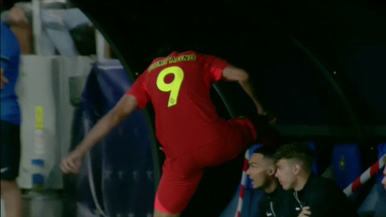 Reacția lui Elias Charalambous, după ce a văzut ieșirea nervoasă a lui Andrea Compagno de la schimbare_5