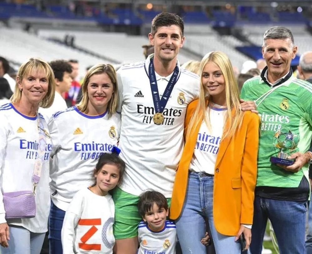 Mesajul transmis de frumoasa soție a lui Thibaut Courtois după accidentarea teribilă suferită de starul lui Real Madrid_120