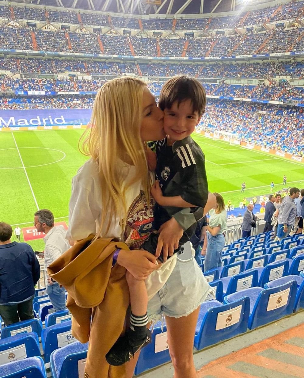 Mesajul transmis de frumoasa soție a lui Thibaut Courtois după accidentarea teribilă suferită de starul lui Real Madrid_126