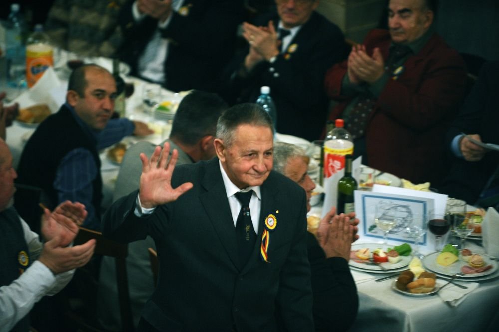 A murit Alexandru Penciu, cel mai valoros fundaş român al tuturor timpurilor, omul care a învins Franța! ”Alexandru cel Mare” avea 90 de ani_2