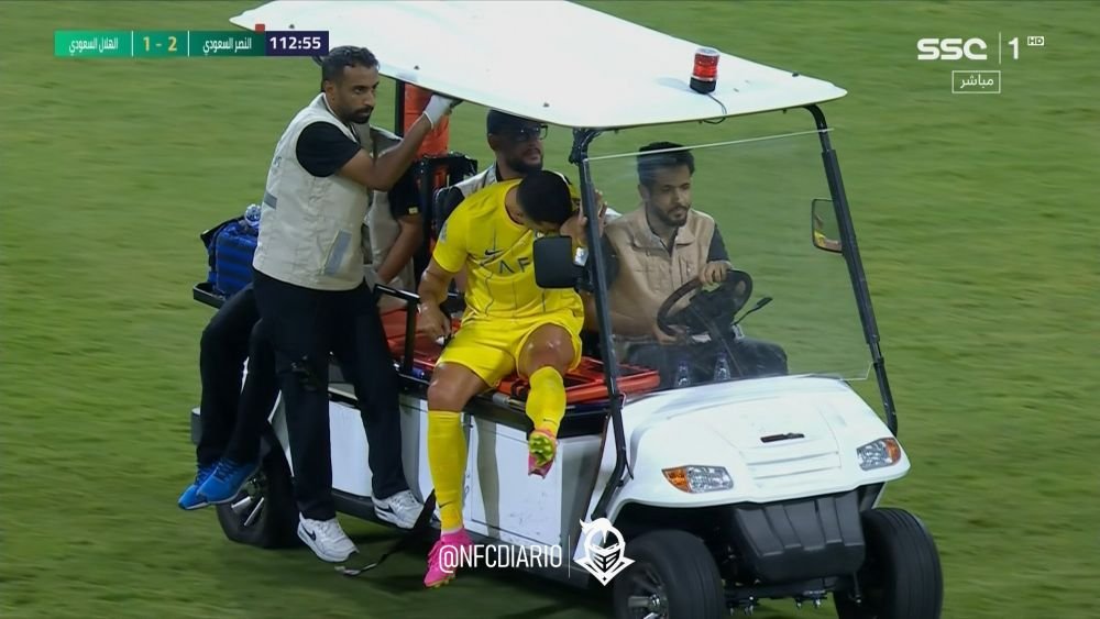 Cristiano Ronaldo, în lacrimi: accidentare la meciul care i-a adus primul trofeu la Al Nassr_2