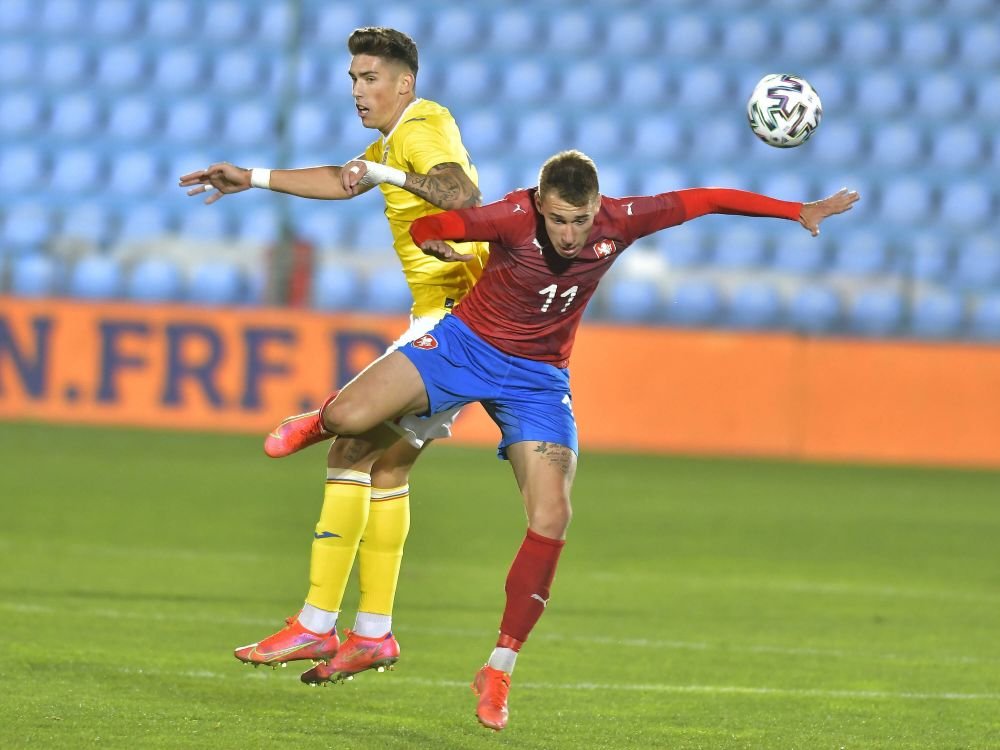 Încă un român în Serie B! Va fi antrenat de fabulosul Cristiano Lucarelli, atacantul comunist din naționala Italiei_10