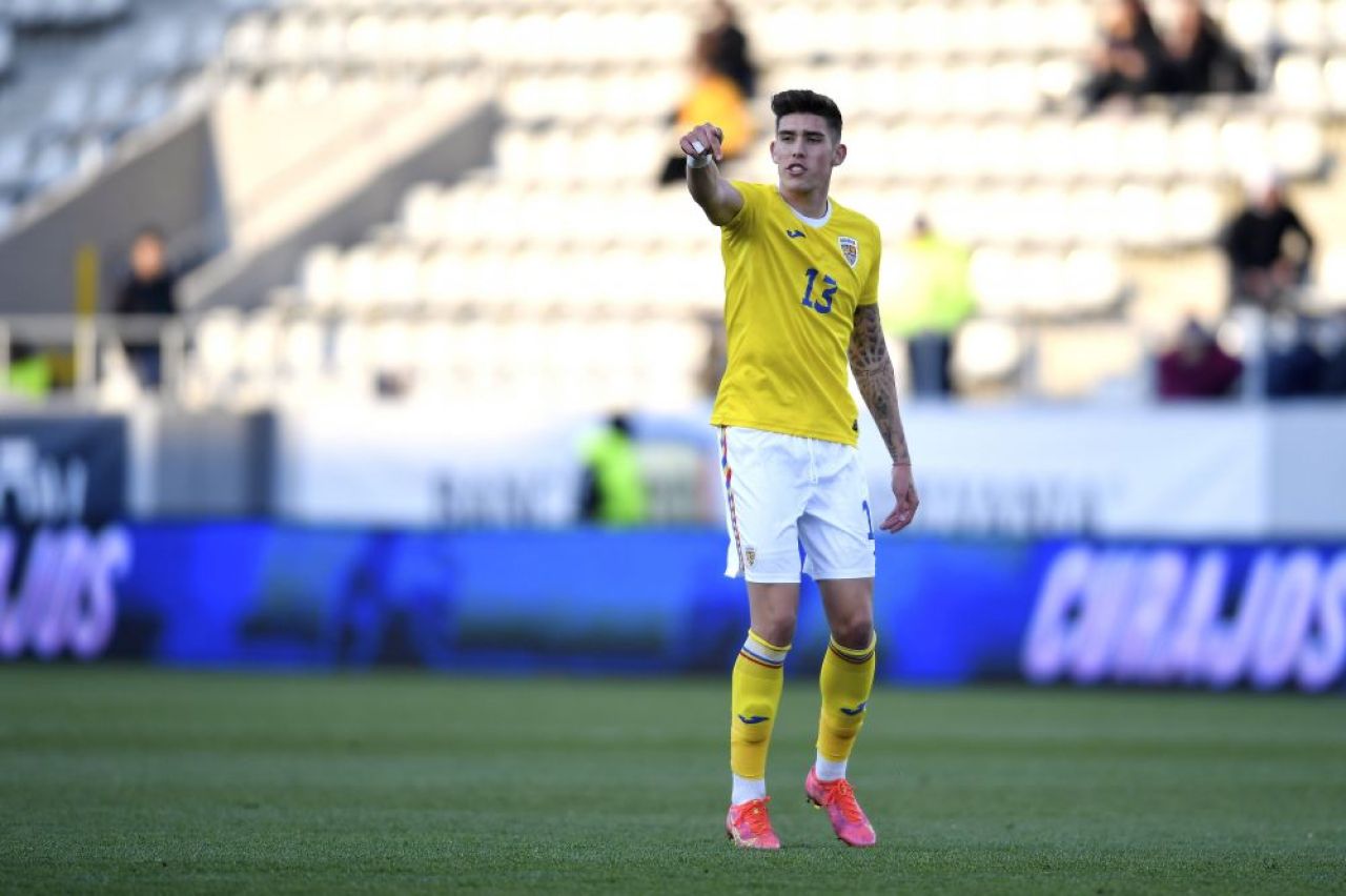 Încă un român în Serie B! Va fi antrenat de fabulosul Cristiano Lucarelli, atacantul comunist din naționala Italiei_12