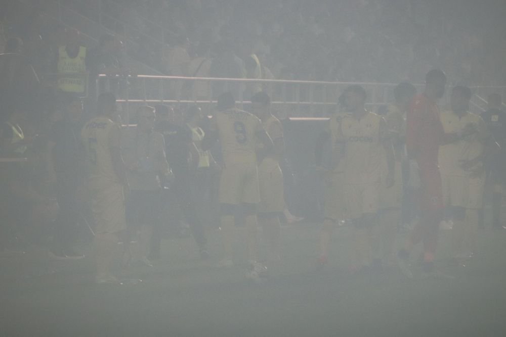 „V-ați pus traista în spinare și ați plecat în deplasare!” Spectacol în Giulești și show pirotehnic în Rapid - Petrolul Ploiești _5