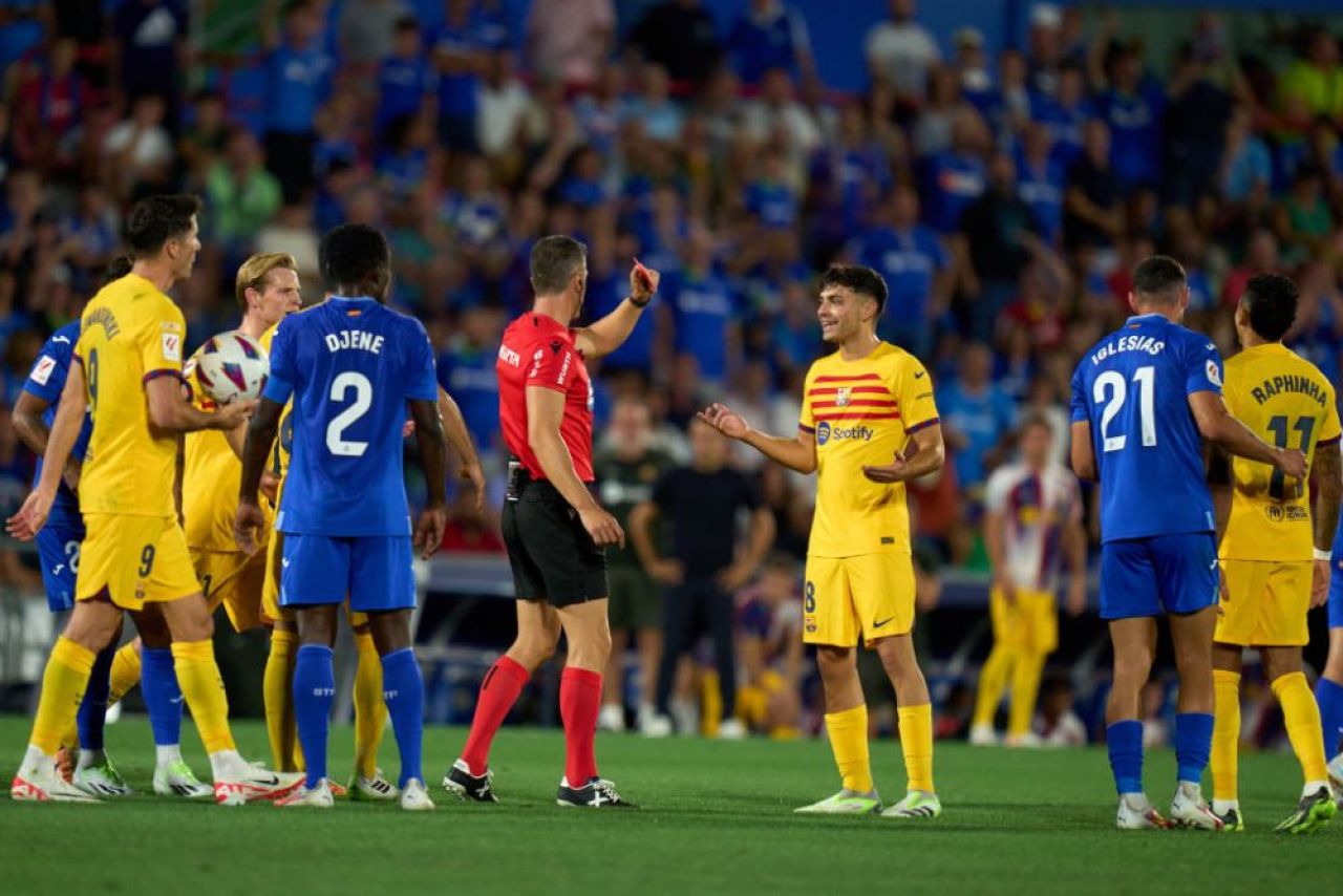 Debut cu stângul pentru FC Barcelona în La Liga! Trei eliminări și câte 10 minute de prelungire pentru fiecare repriză_3
