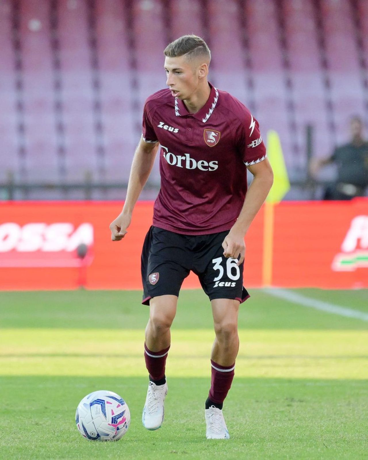 Românul din Serie A ocolit inexplicabil de FRF a debutat oficial la Salernitana! Andres Sfait a jucat ”con grande personalità”_1