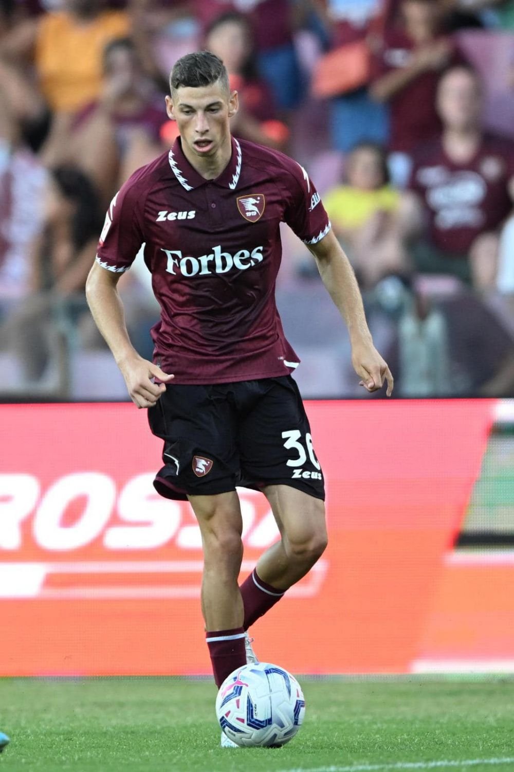 Românul din Serie A ocolit inexplicabil de FRF a debutat oficial la Salernitana! Andres Sfait a jucat ”con grande personalità”_5