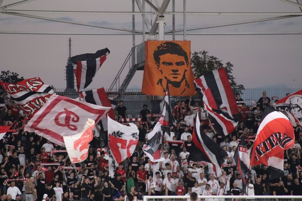 Marius Croitoru, terorizat de fanii lui Dinamo pe banca de rezerve_7