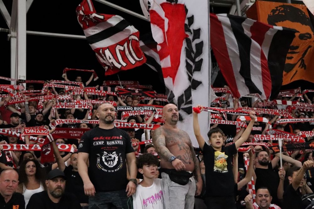 Marius Croitoru, terorizat de fanii lui Dinamo pe banca de rezerve_28