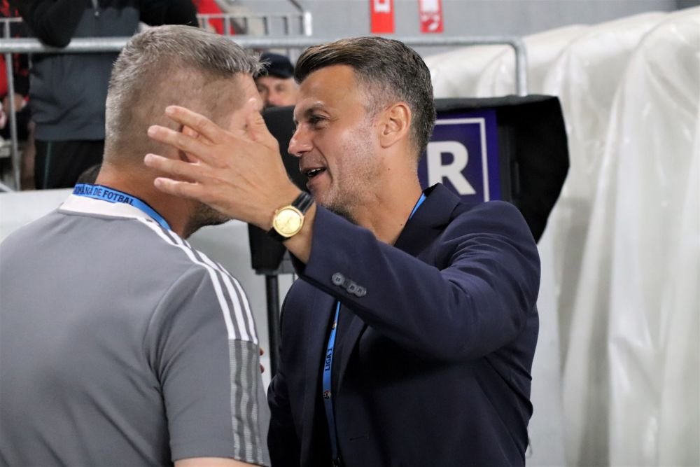 Mister Fashion. Ovidiu Burcă este unul dintre cei mai eleganți antrenori din Superligă_15