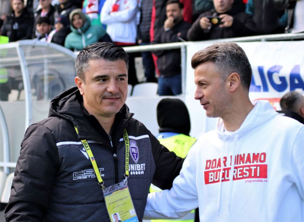 Mister Fashion. Ovidiu Burcă este unul dintre cei mai eleganți antrenori din Superligă_26