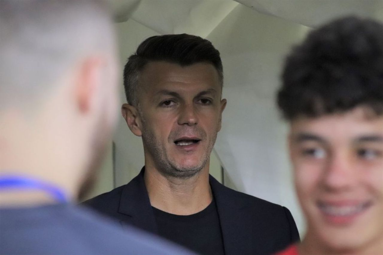 Mister Fashion. Ovidiu Burcă este unul dintre cei mai eleganți antrenori din Superligă_27
