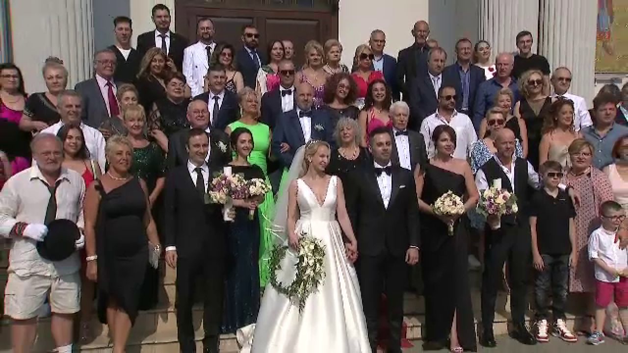 Cât a costat buchetul de mireasă al Sandrei Izbașa.