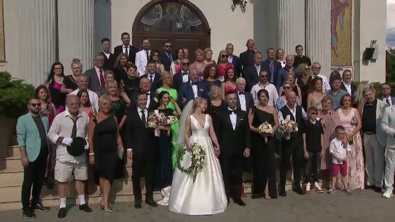 Cât a costat buchetul de mireasă al Sandrei Izbașa.