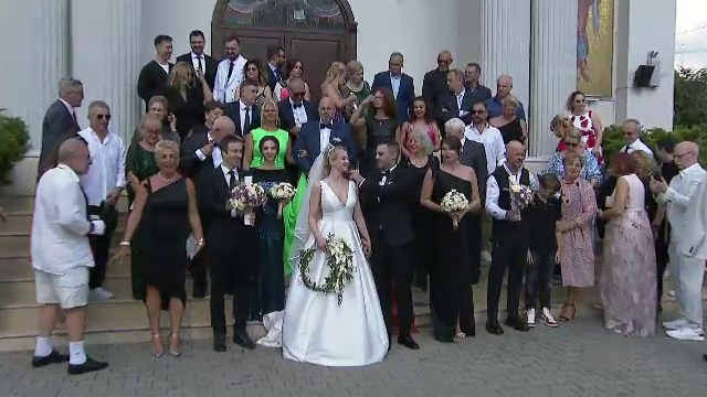 Cât a costat buchetul de mireasă al Sandrei Izbașa. 