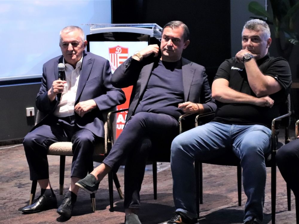Foc și pară pe Primărie și pe Guvern! Sponsorii lui Dinamo, nemulțumiți de infrastructură și de legislație_14