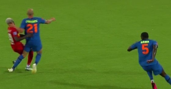 Chiricheș, ce gafeur! Două galbene absolut stupide văzute în Nordsjaelland - FCSB_18