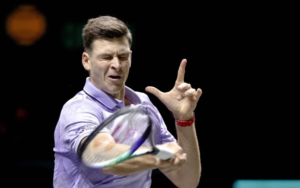 America, țara tuturor posibilităților! Hurkacz l-a umilit pe Tsitsipas la Cincinnati cu o lovitură „de PlayStation”_2