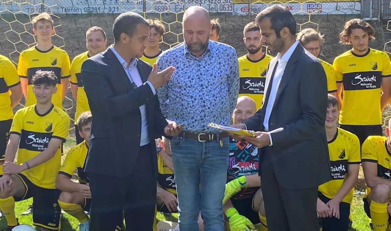 Un club de liga a zecea din Germania a ajuns să fie sponsorizat de Arabia Saudită: „Am crezut că e o glumă!”_9