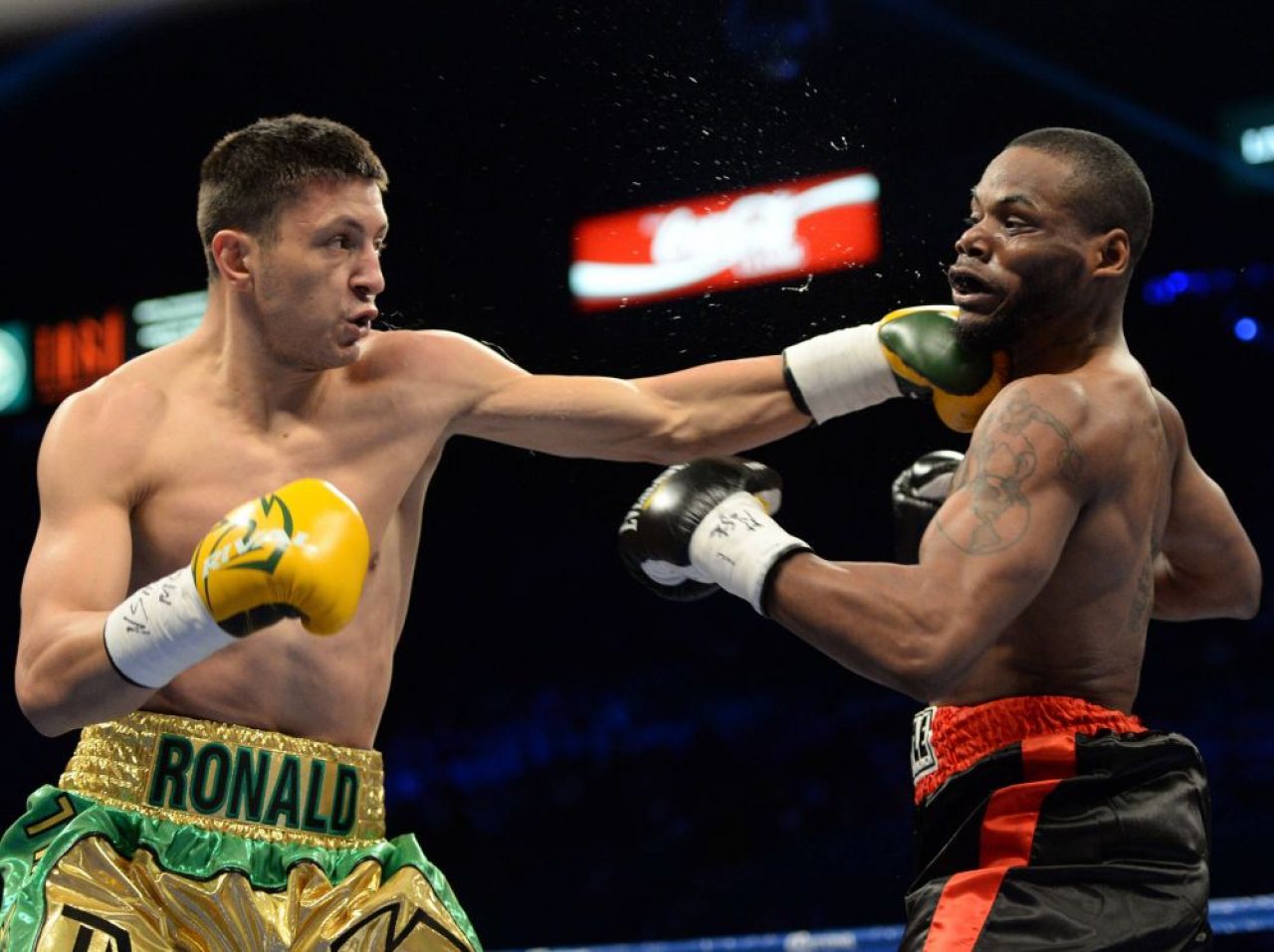 Întâmplare de film de Hollywood a lui Ronald Gavril cu Floyd Mayweather: ”A venit în colțul meu la pauză și mi-a spus asta”. Ce s-a întâmplat apoi _8