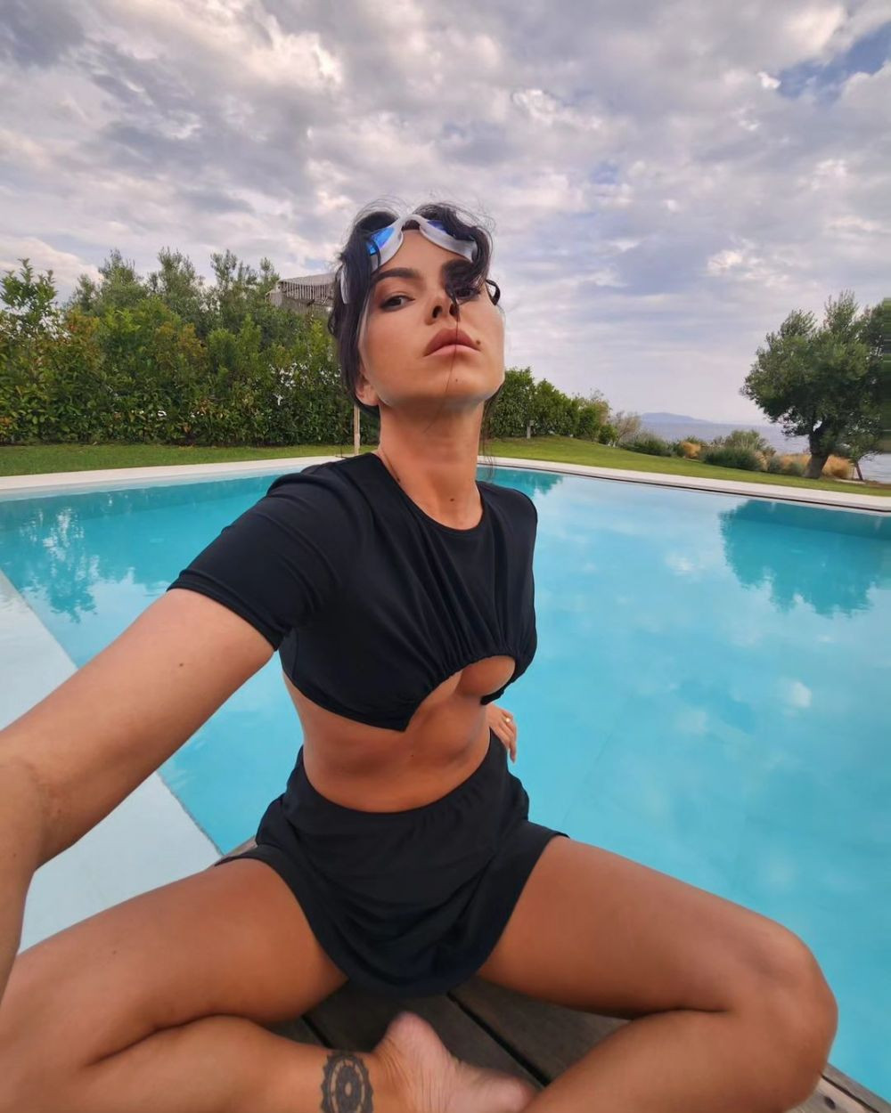 „Mi-am zis: 'Sigur nu s-a gândit să facă vreo piesă cu mine!'” Reacția Innei când a văzut postarea lui Sergio Ramos _21