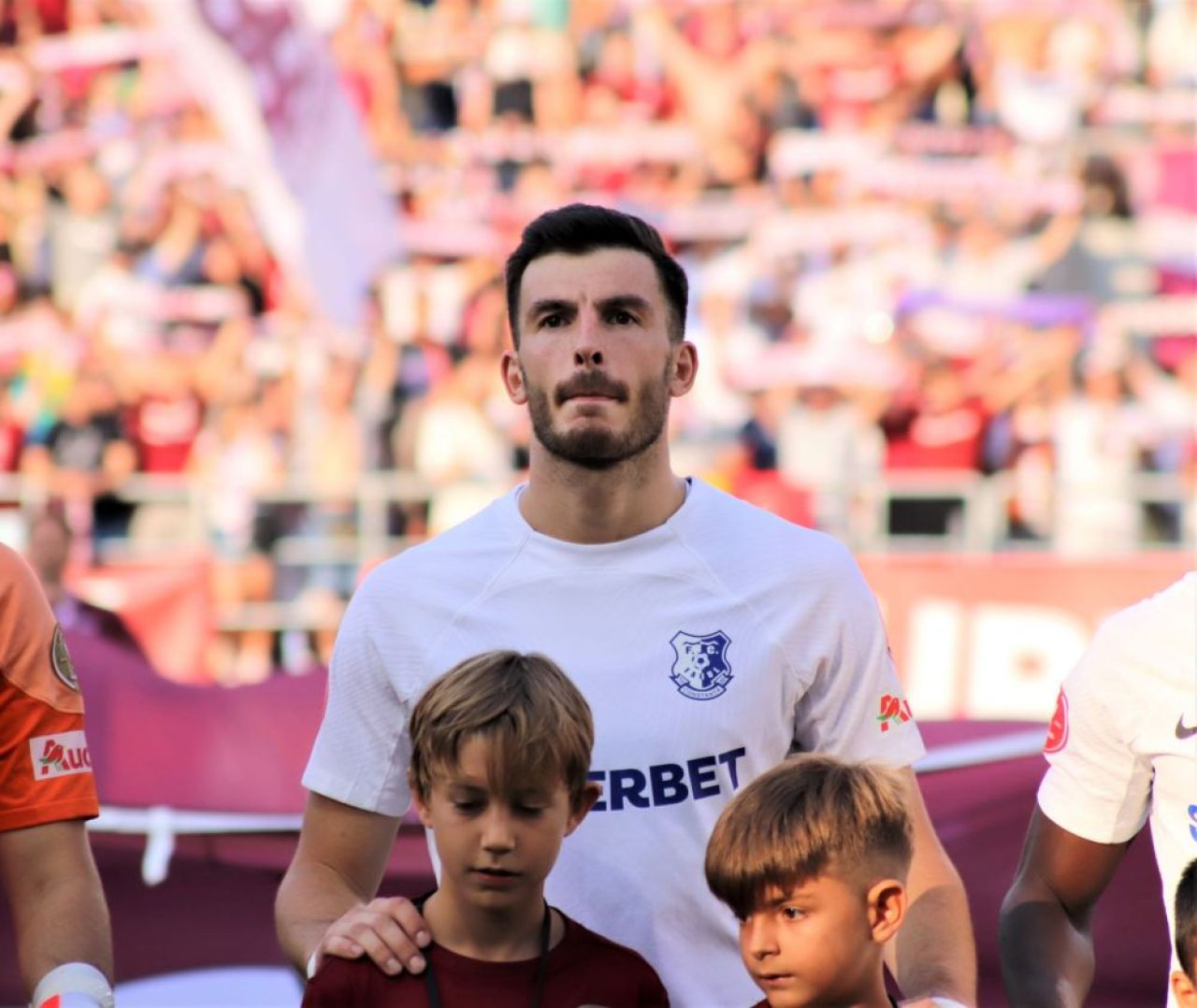 Hagi câștigă un atacant, dar pierde un stoper pentru duelul cu HJK Helsinki!_15