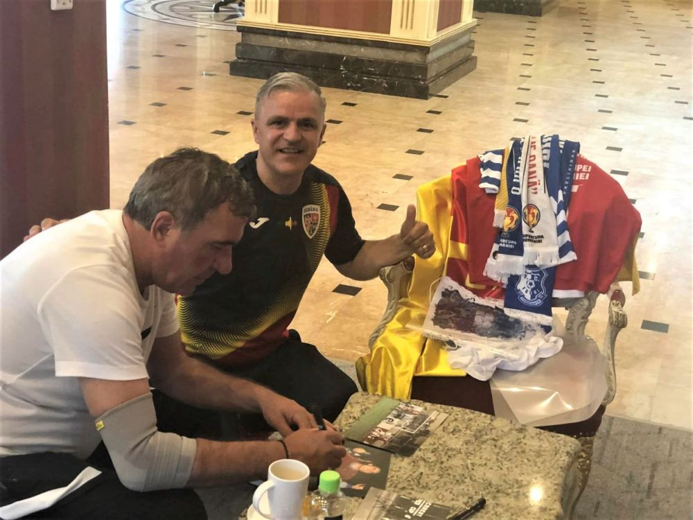 Cel mai mare fan Hagi, singur printre rapidiști la meciul Rapid - Farul!_2