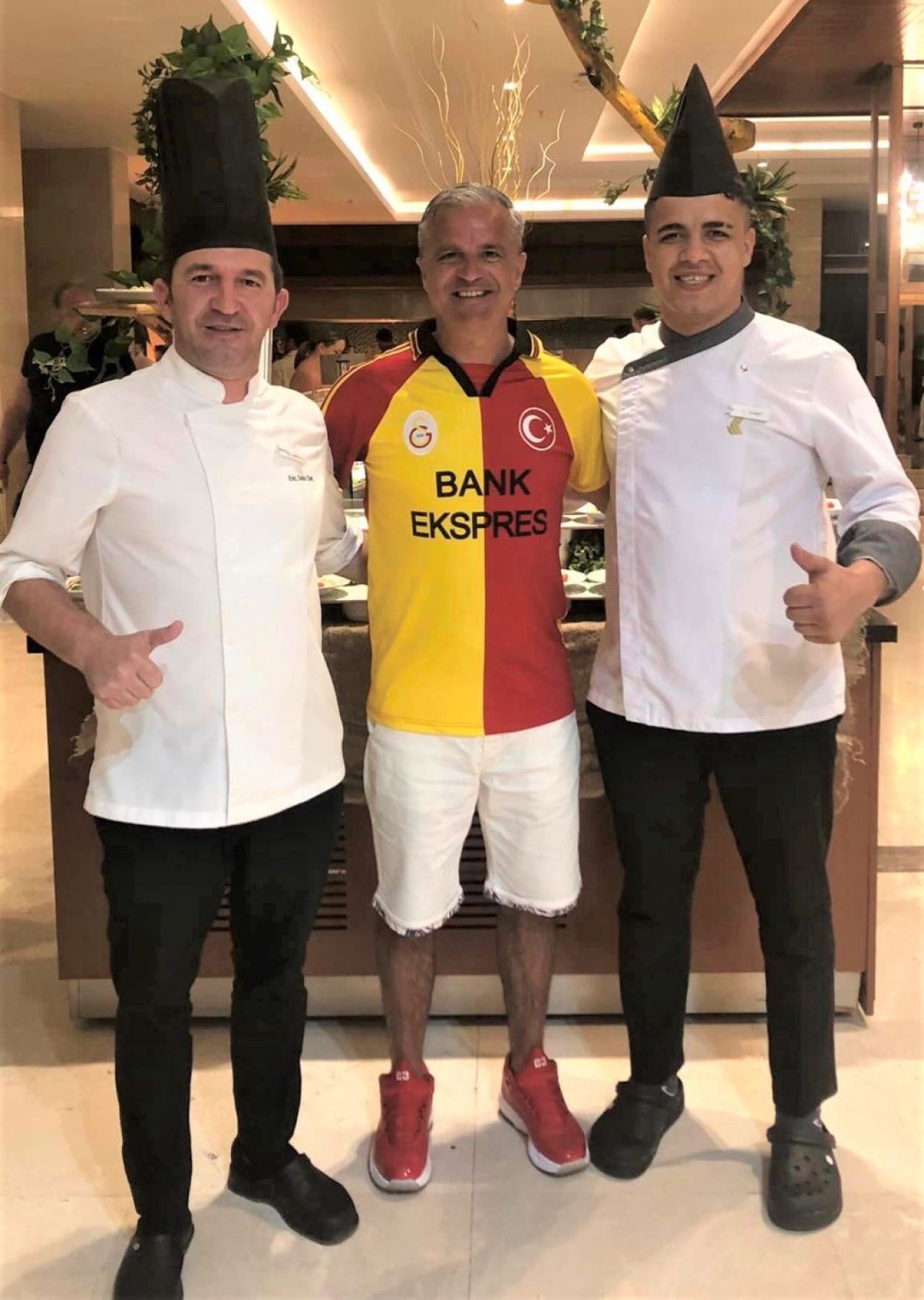 Cel mai mare fan Hagi, singur printre rapidiști la meciul Rapid - Farul!_3