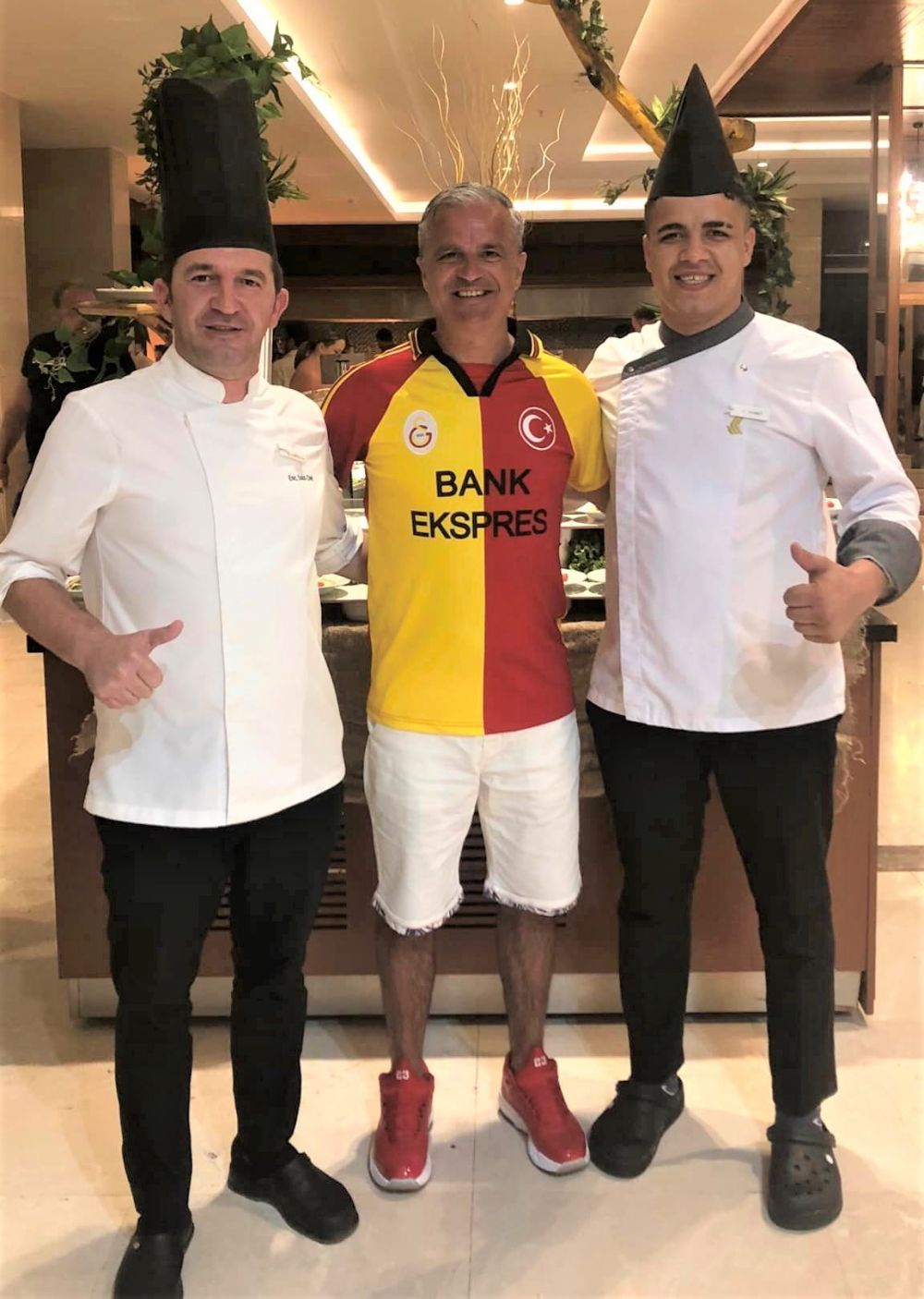 Cel mai mare fan Hagi, singur printre rapidiști la meciul Rapid - Farul!_3