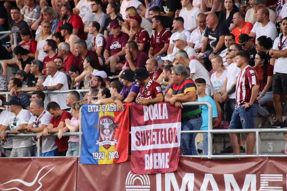 Cel mai mare fan Hagi, singur printre rapidiști la meciul Rapid - Farul!_14