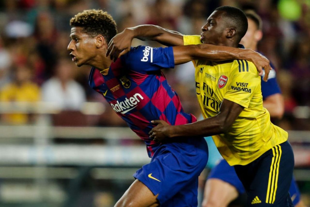 FC Barcelona poate primi milioane de euro de la Manchester United, pentru un jucător vândut în 2021!_1