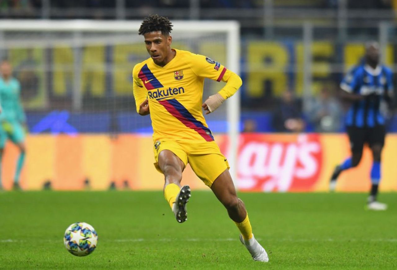 FC Barcelona poate primi milioane de euro de la Manchester United, pentru un jucător vândut în 2021!_3