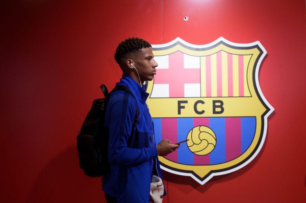 FC Barcelona poate primi milioane de euro de la Manchester United, pentru un jucător vândut în 2021!_10