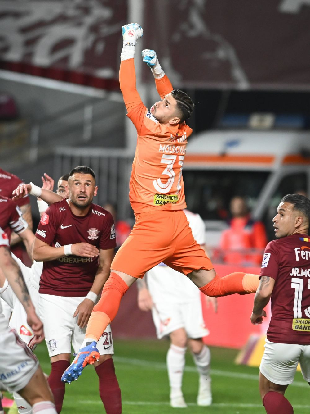 Avertisment pentru un idol al Rapidului. Florin Tene: 