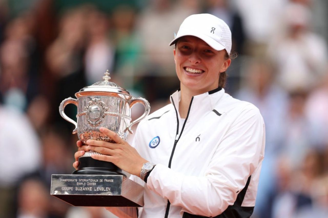 Navratilova a invitat-o pe Swiatek la tăcere: pentru ce a mustrat-o pe prima jucătoare a lumii_16