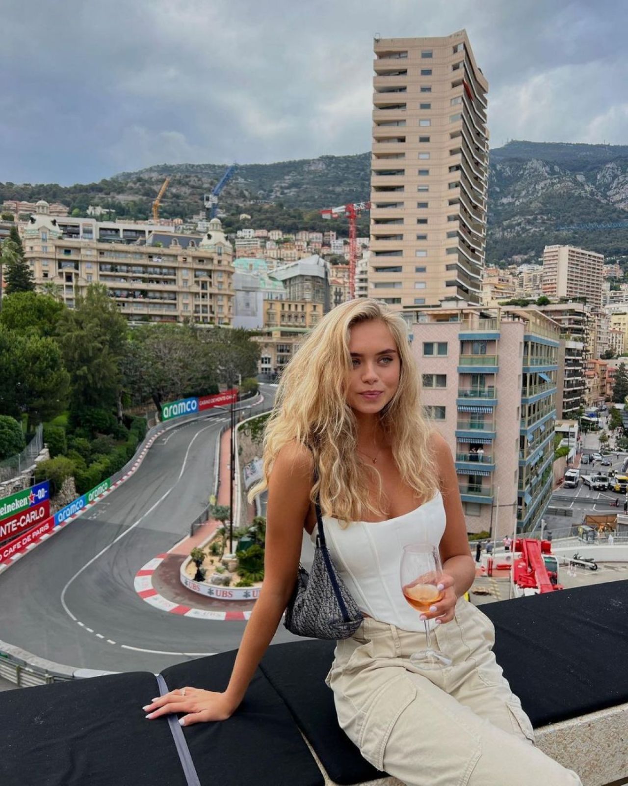 Fiul lui Michael Schumacher se iubește cu un model de o frumusețe răpitoare. A fost partenera unei vedete din Bundesliga_3