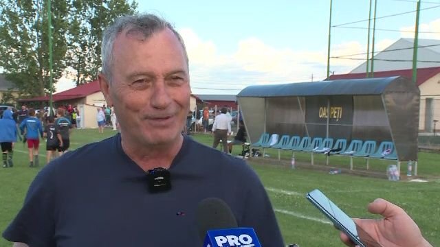 Mircea Rednic o ironizează pe FCSB, care s-a pl&acirc;ns de arbitraj după meciul cu UTA