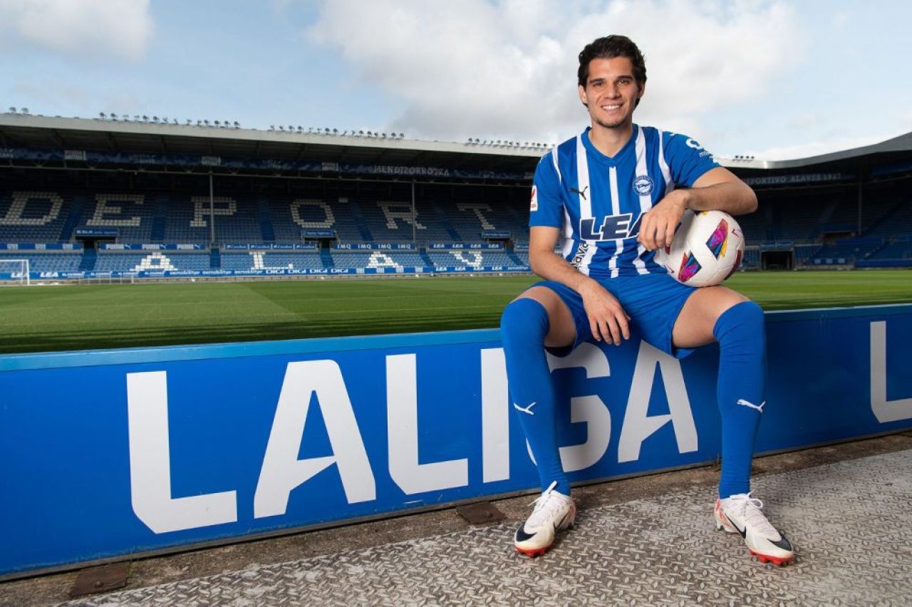 Ianis Hagi, prezentat oficial la Alaves: