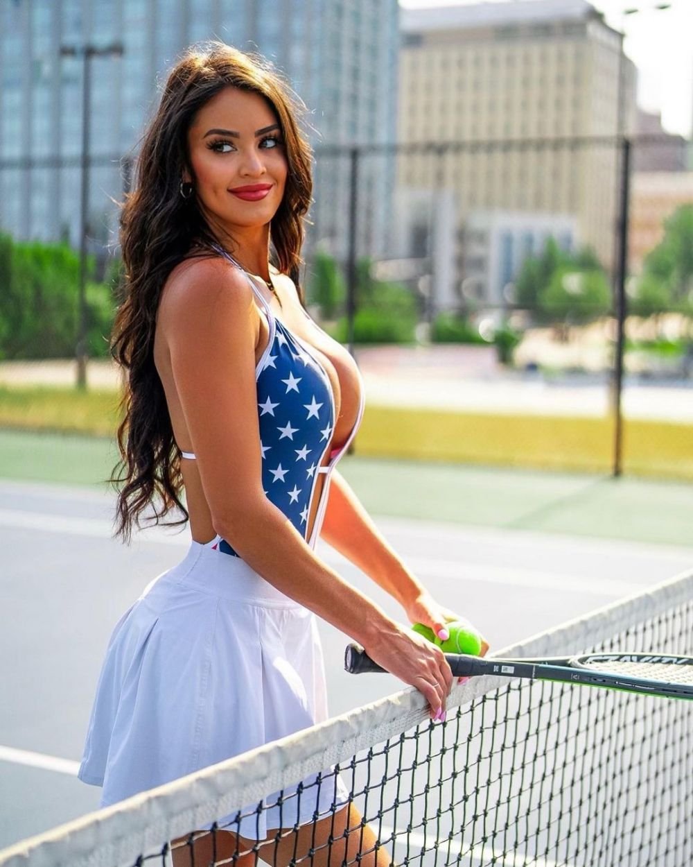 Cea mai sexy influenceriță din tenis și-a înnebunit fanii! Cum a apărut pe covorul roșu _3