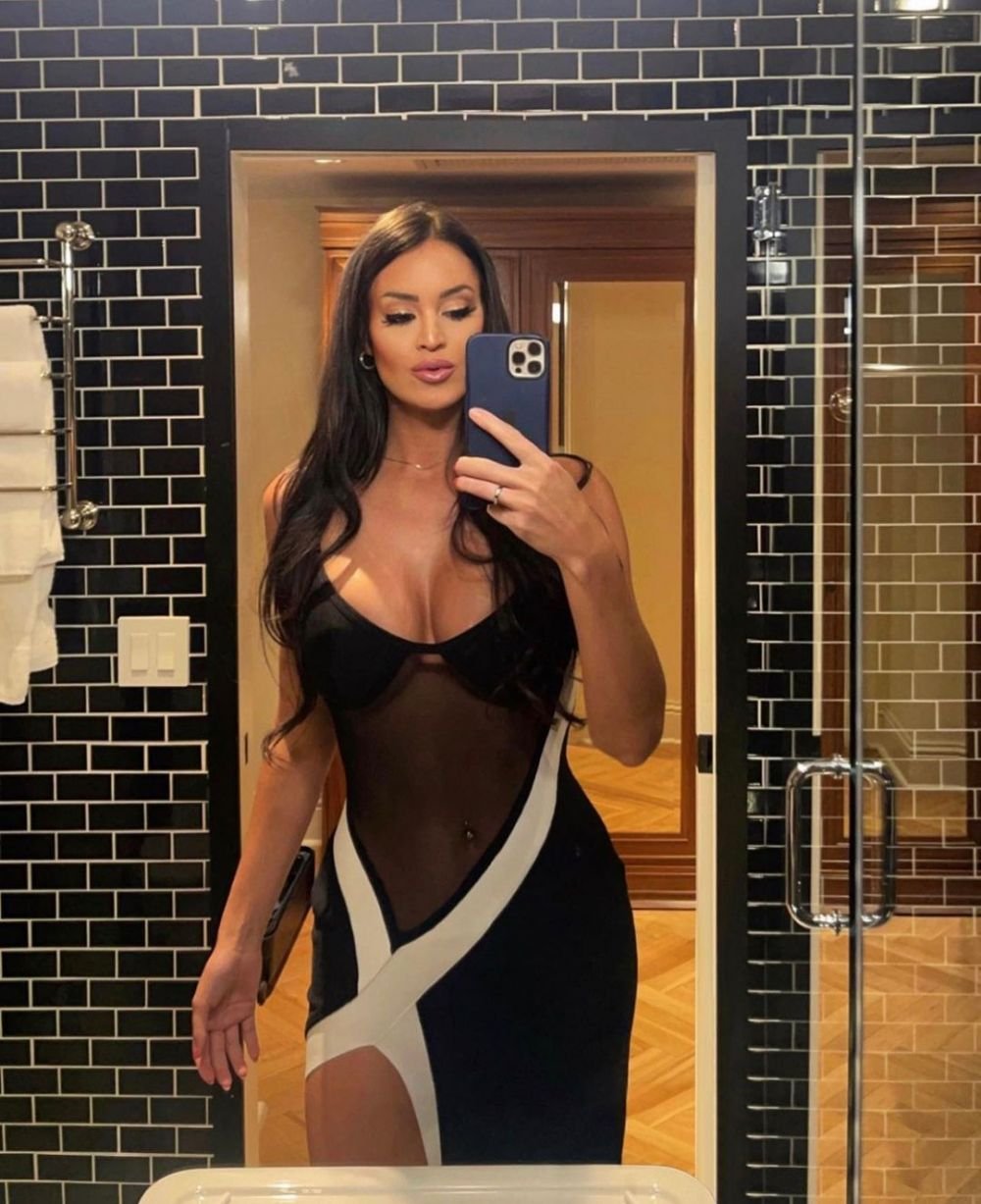 Cea mai sexy influenceriță din tenis și-a înnebunit fanii! Cum a apărut pe covorul roșu _39