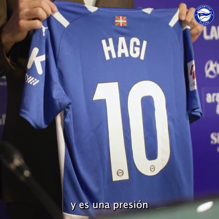Apariție rară! Ianis Hagi, alături de logodnică la semnarea noului contract! Cum au fost surprinși cei doi _17