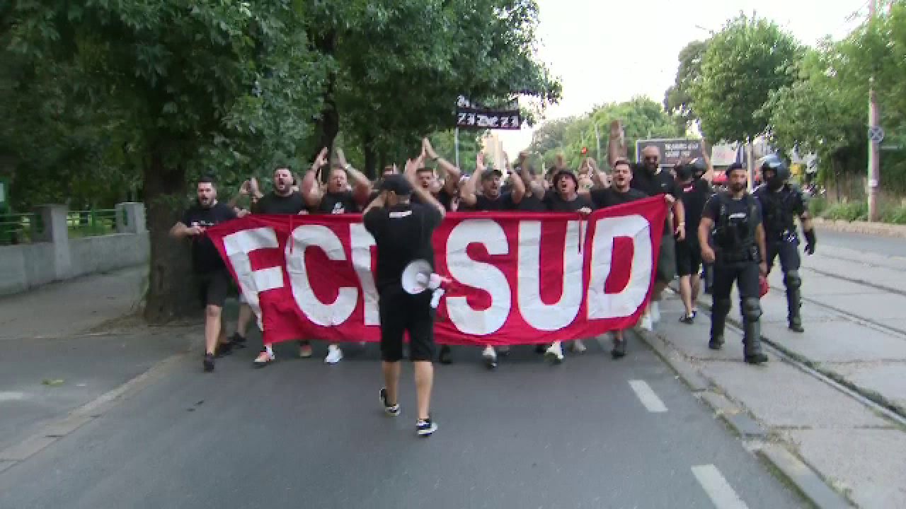 Scandal înainte de derby! Fanii lui Dinamo au plecat de la stadion înainte de start _6