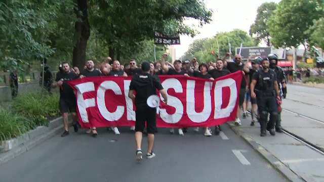 Scandal înainte de derby! Fanii lui Dinamo au plecat de la stadion înainte de start _7